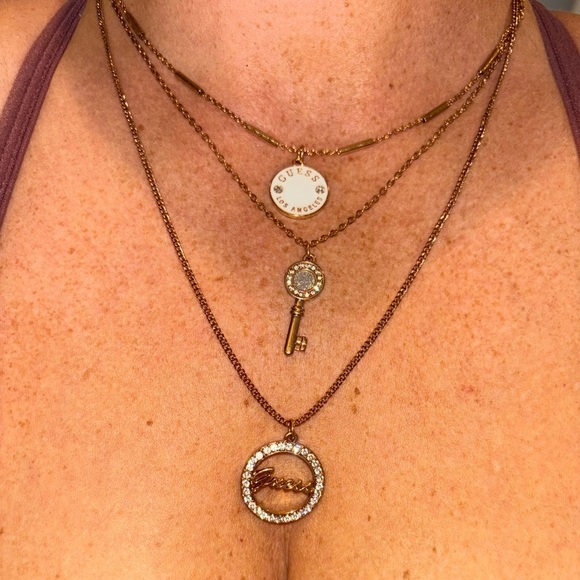 Guess Layered Gold Necklace - Picture 3 of 7